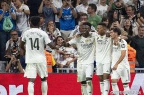 完美体育运营中心-比赛即将打响，球迷们蠢蠢欲动