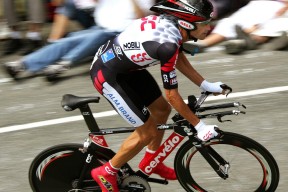 关于完美体育的用户反馈分析功能介绍