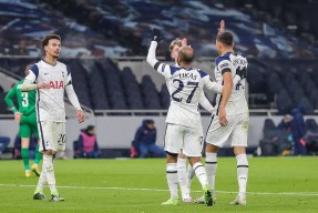 完美体育官网-关于切尔西四连胜！阿隆索传射，蓝军稳坐榜首的信息