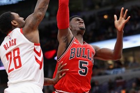 完美体育官网-包含熱火控卫屡破对手，成为队内得分王的词条