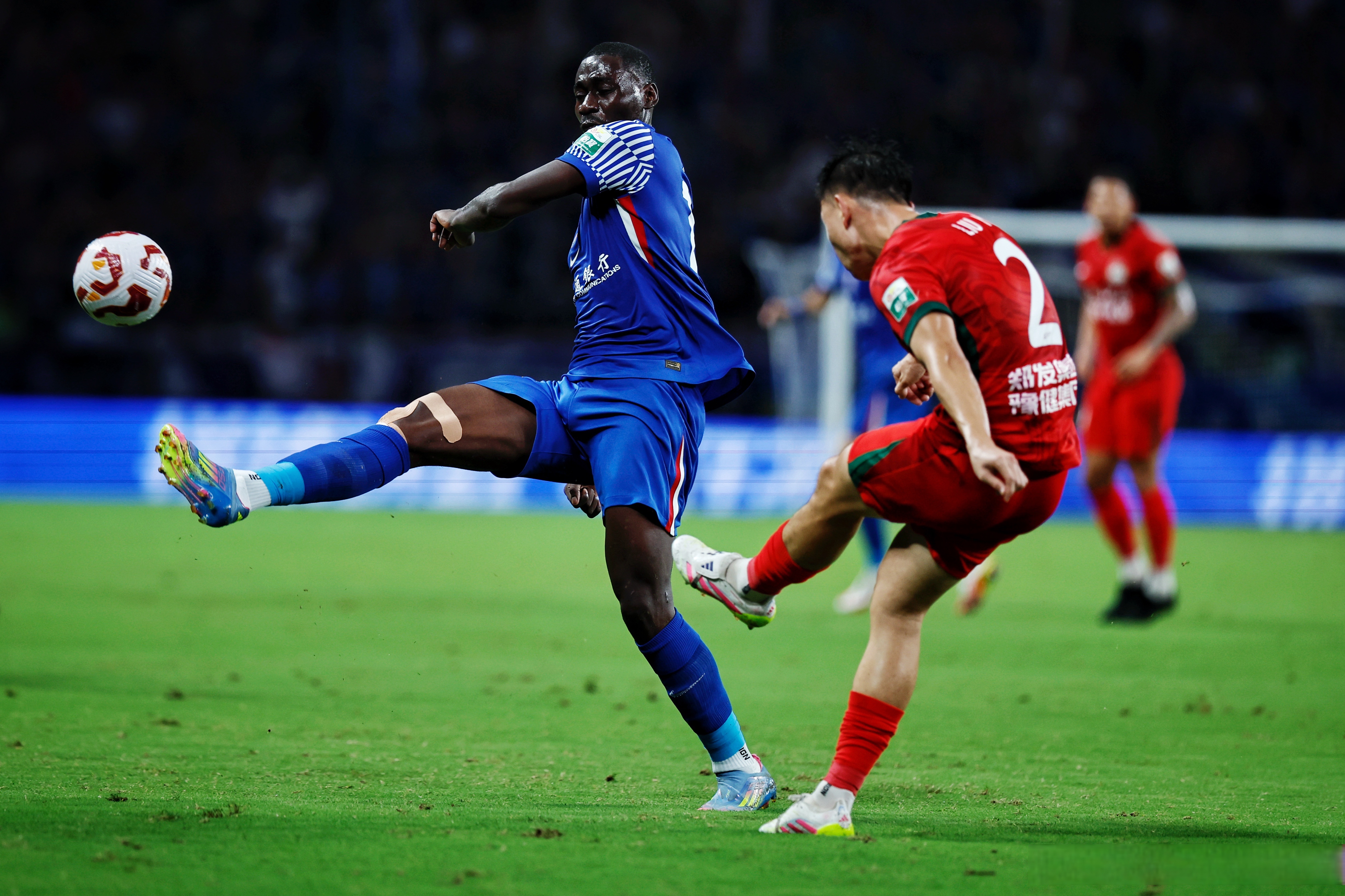 完美体育运营中心-国际足球盛事即将在近期掀起狂潮(国际足球盛事即将在近期掀起狂潮的原因)  第1张