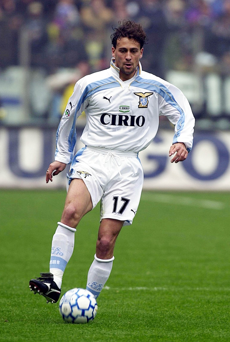 完美体育运营中心-拉齐奥大胜克罗托内，稳坐意甲前四的简单介绍  第2张